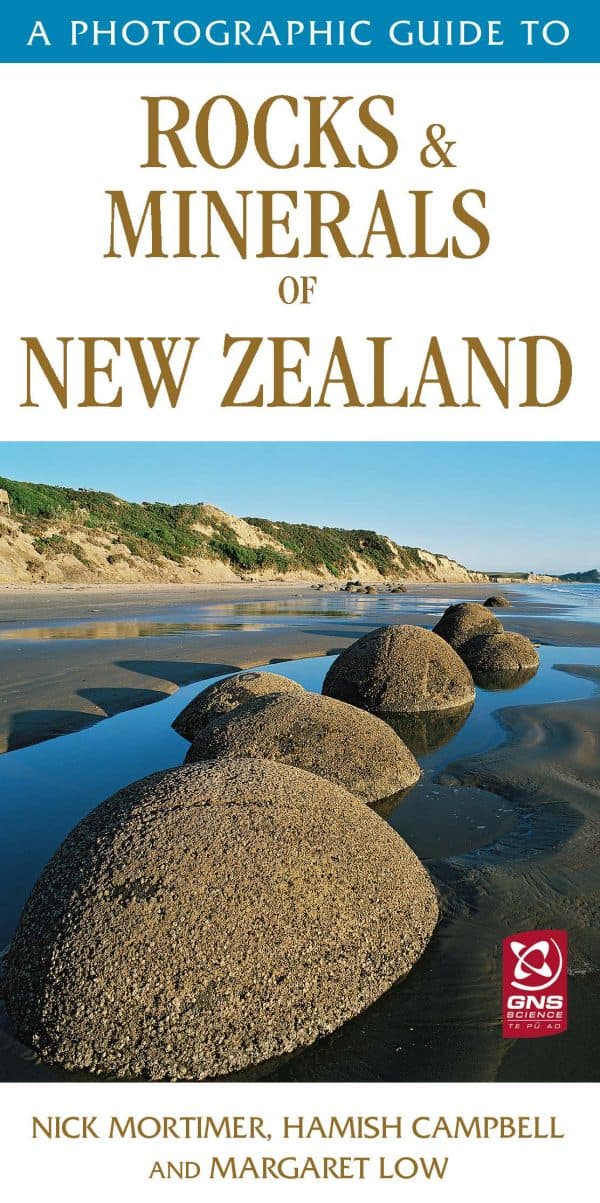 A Photographic Guide to Rocks & Minerals of New Zealand cover
